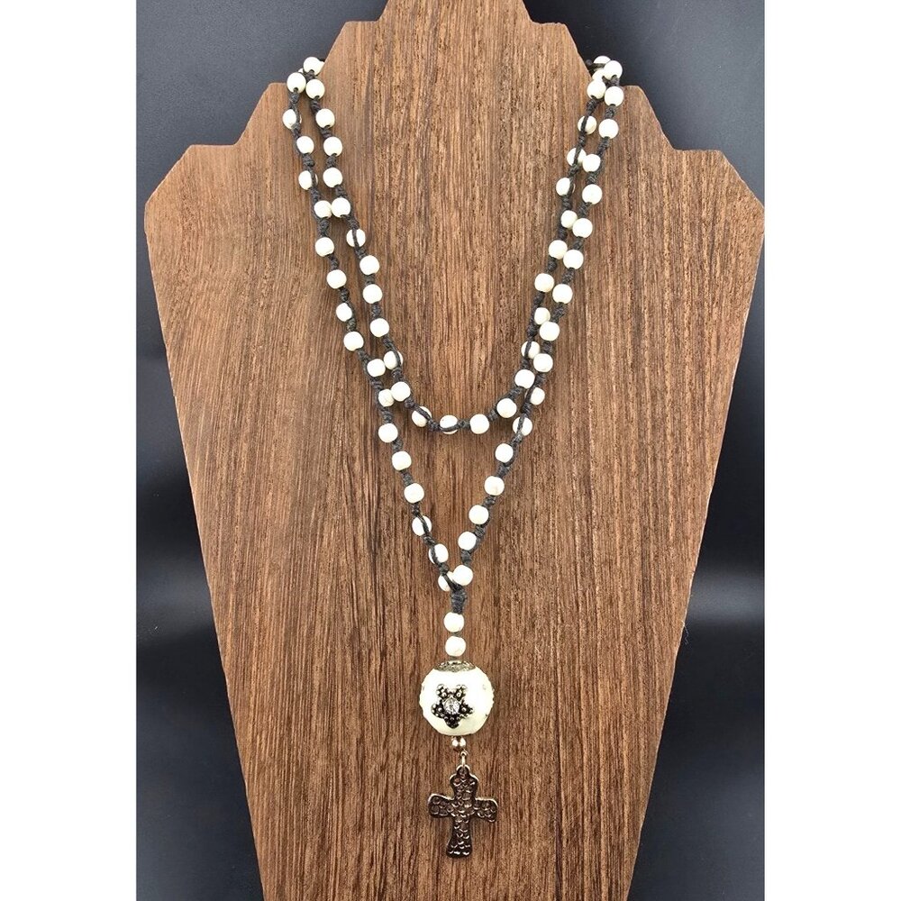 White Beaded Rosary Necklace Large Accent Bead & Gold-Tone Cross - Picture 2 of 7